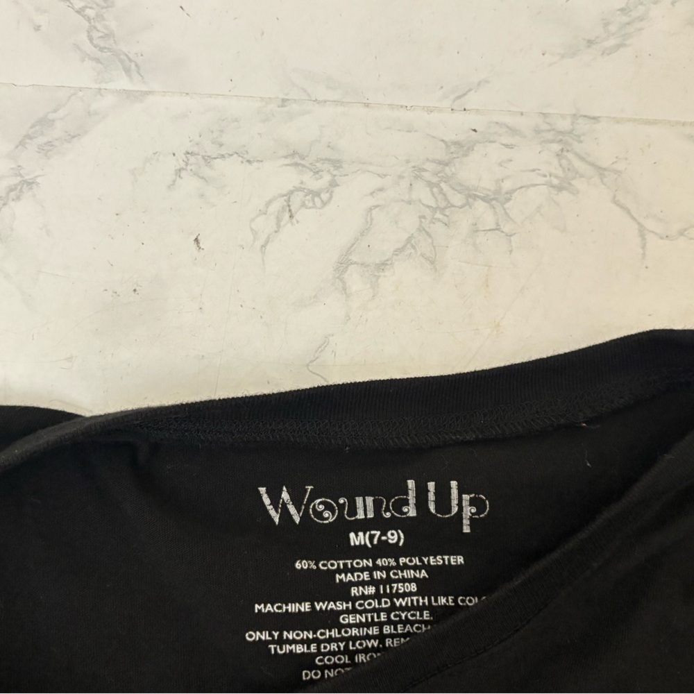 Wound Up Juniors M 7-9 Black Cotton Blend Shirt “we Rise By Lifting Others” - Picture 4 of 4